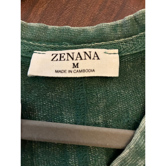 0122 NWOT Zenana stone washed dark green tank top. Grunge Size Medium - Picture 8 of 10